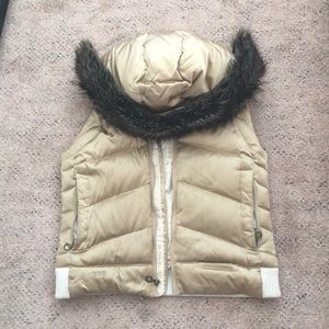North Face 550 vest with removable fur hood.